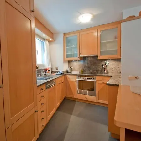 Lora, La Emeline * צרמט