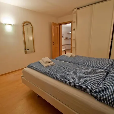 Appartement Lora, La Emeline